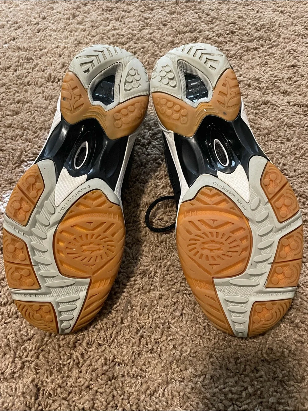 Women’s Mizuno Black and White Volleyball Shoes
